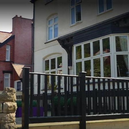 Space Boutique B&B - With Free Private Car Park Llandudno Eksteriør bilde